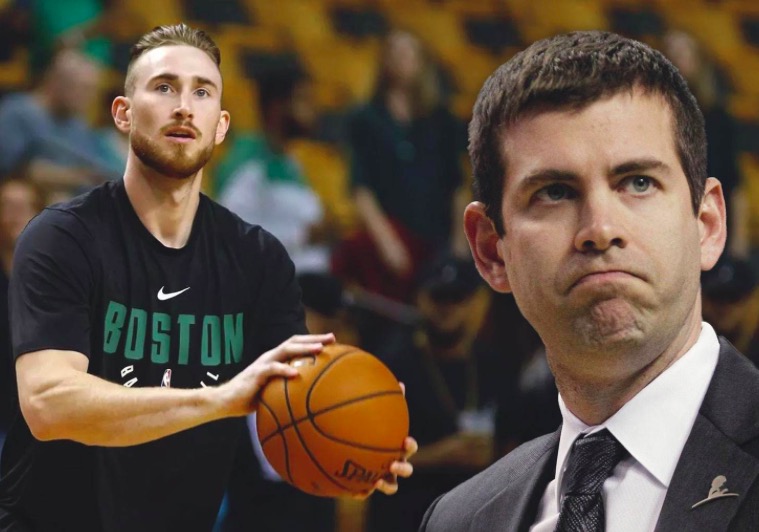 球迷们翘首 球迷们翘首